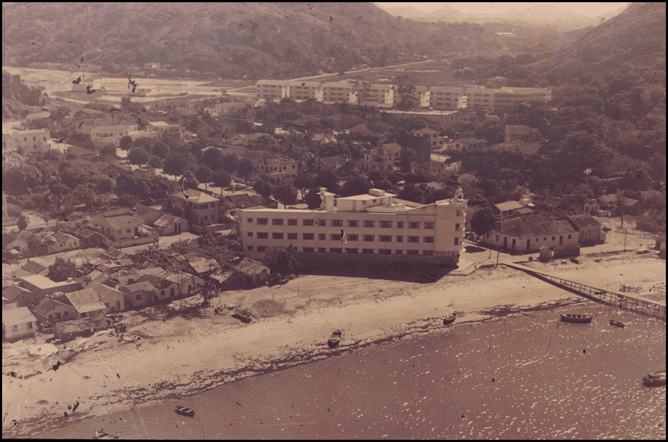Hospital S.Pedro Praia do Suá colecao Paulo Bonino 1956 APEES